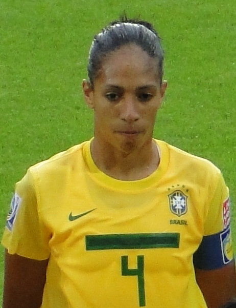 Aline Pellegrino em registro de sua trajetória no futebol